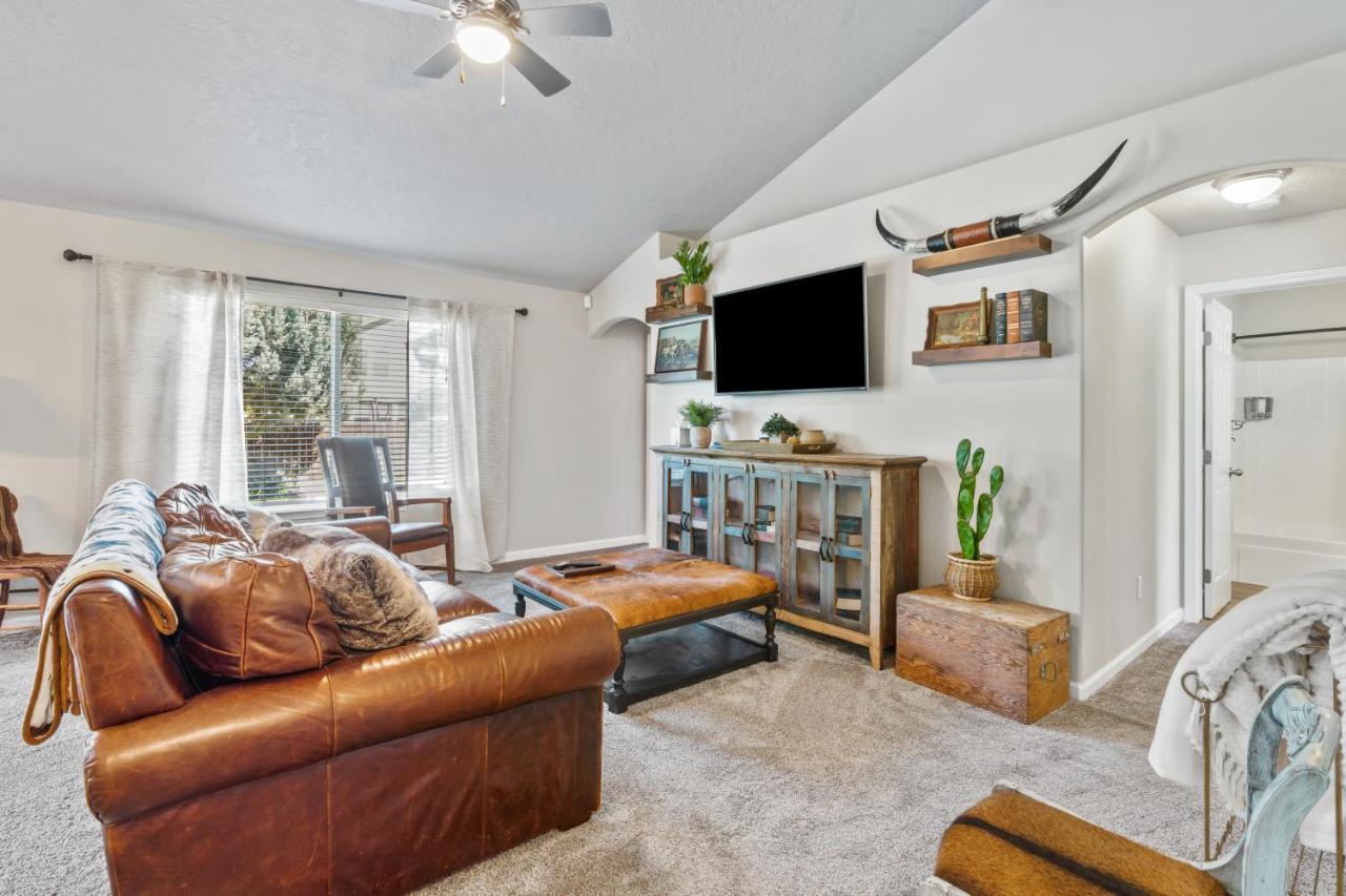 Southwestern Style 4 Bedroom Nampa Home Sleeps 16! Esterno foto